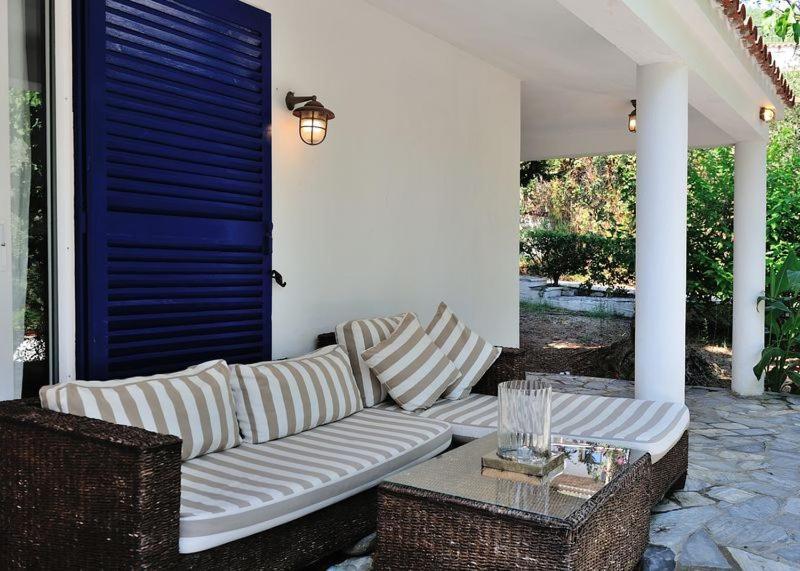 Villa Ftelia Skiathos Town Ngoại thất bức ảnh