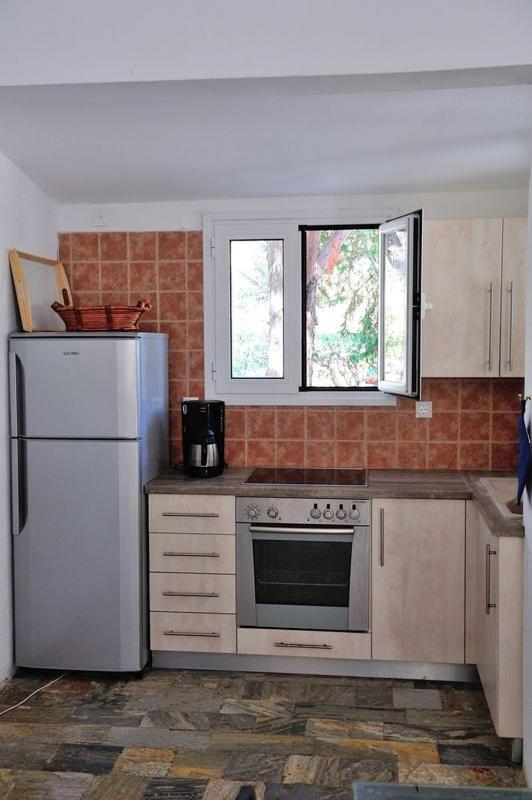 Villa Ftelia Skiathos Town Ngoại thất bức ảnh