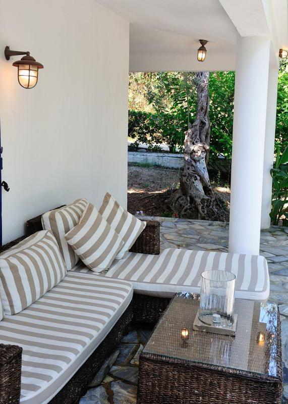 Villa Ftelia Skiathos Town Ngoại thất bức ảnh