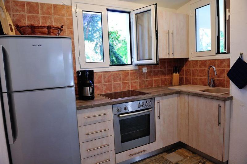 Villa Ftelia Skiathos Town Ngoại thất bức ảnh