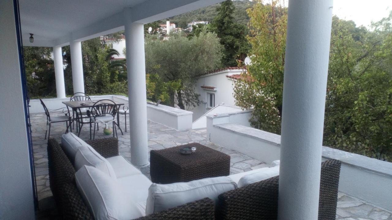 Villa Ftelia Skiathos Town Ngoại thất bức ảnh
